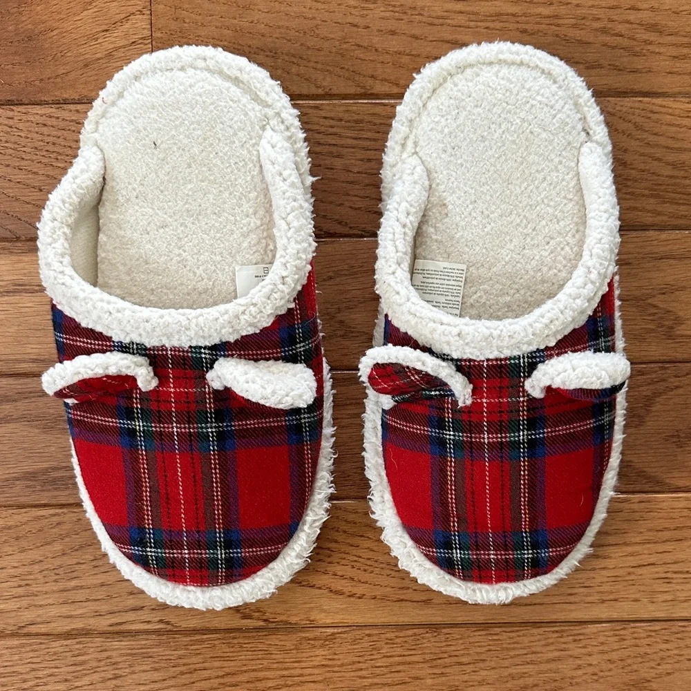 ❤️ Girls slippers red plaid size 13 / size 1 youth animal with ears